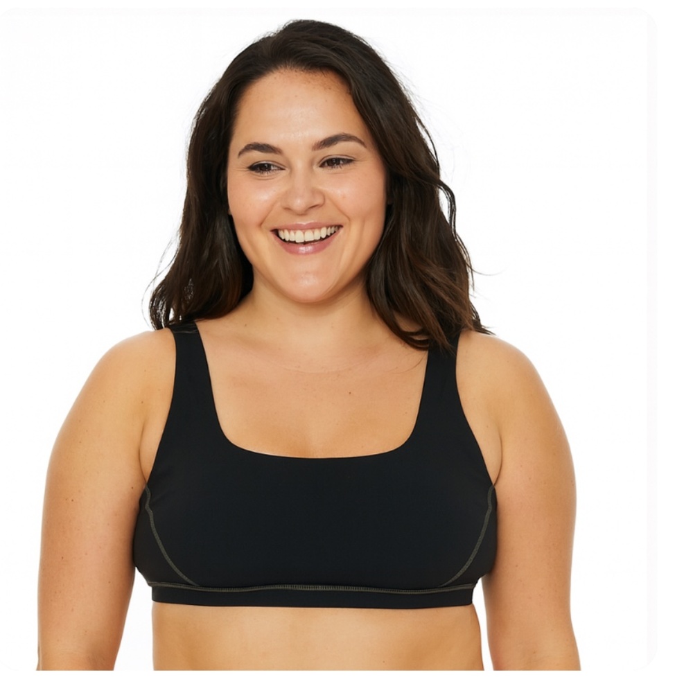 AERIE Offline V Back Sports Bra Black Size Large NWT